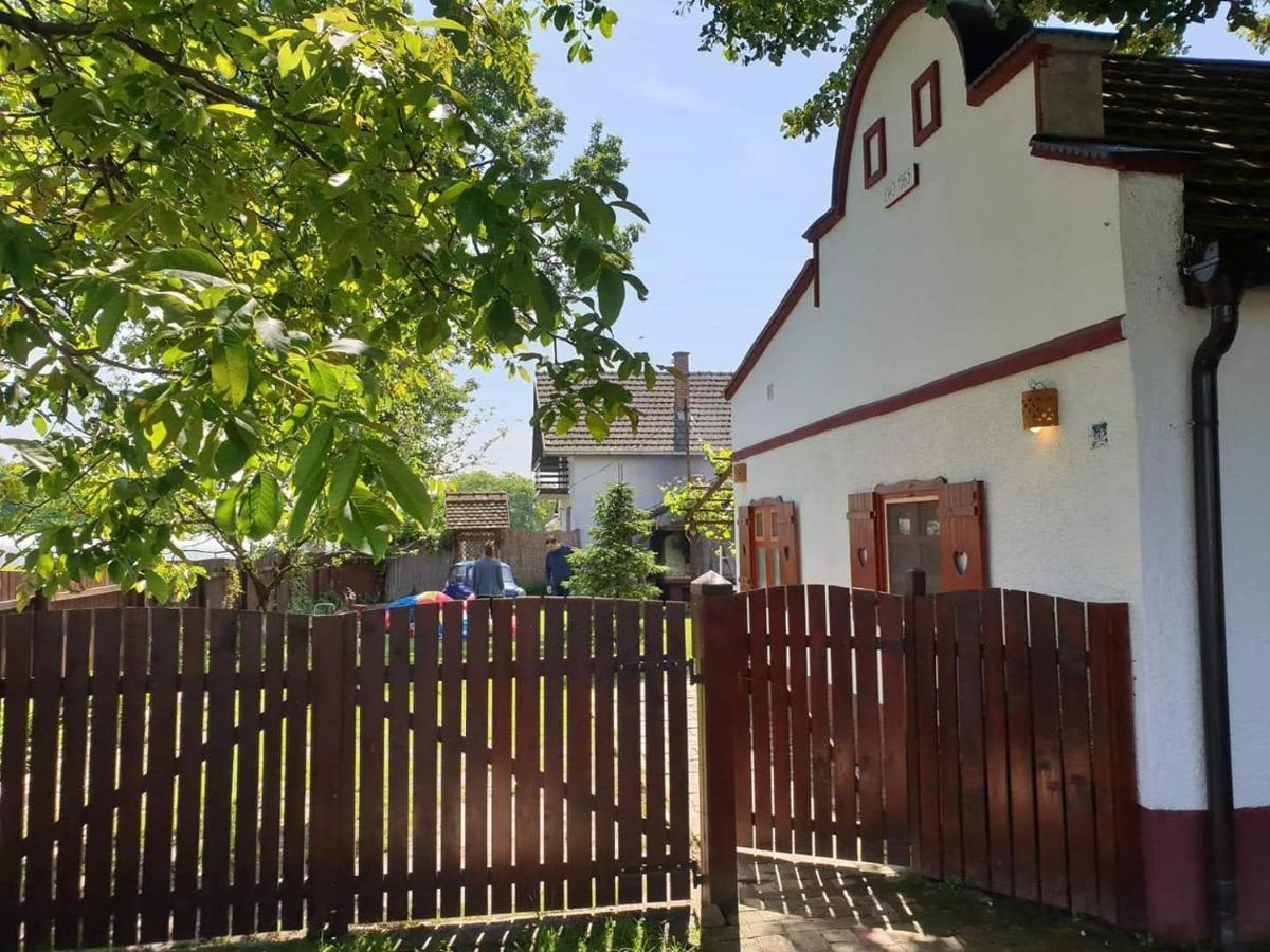 Salas Isailovi Szávaszentdemeter Kültér fotó